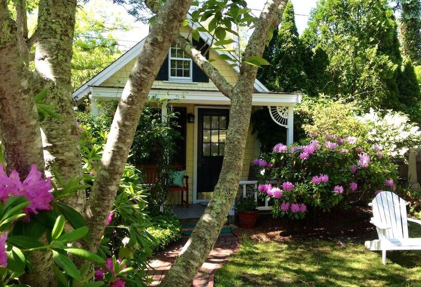 Отель Inn At Cook Street