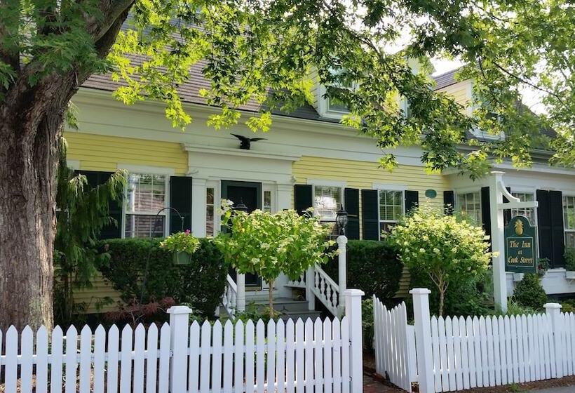 Отель Inn At Cook Street