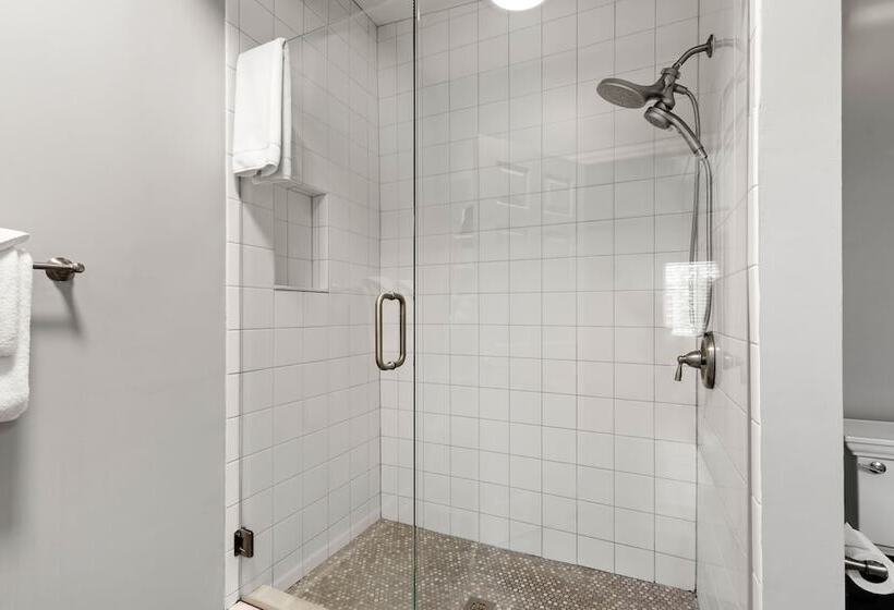 酒店 Inn On The Beach