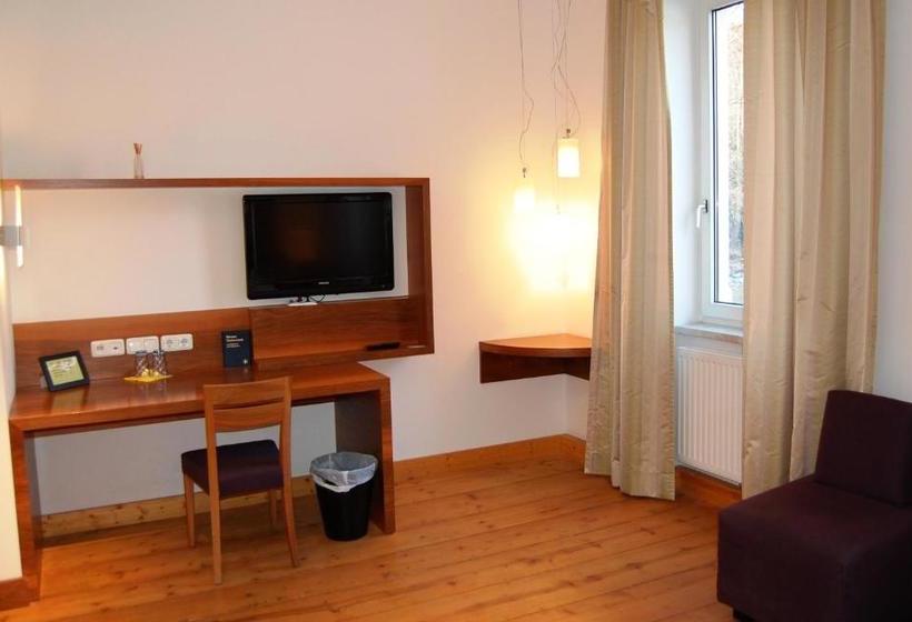 ホテル Josepha Hirsch Gästehaus