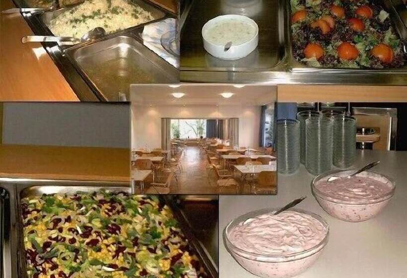 فندق Jugendherberge Aachen