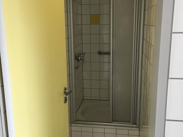 فندق Jugendherberge Aachen