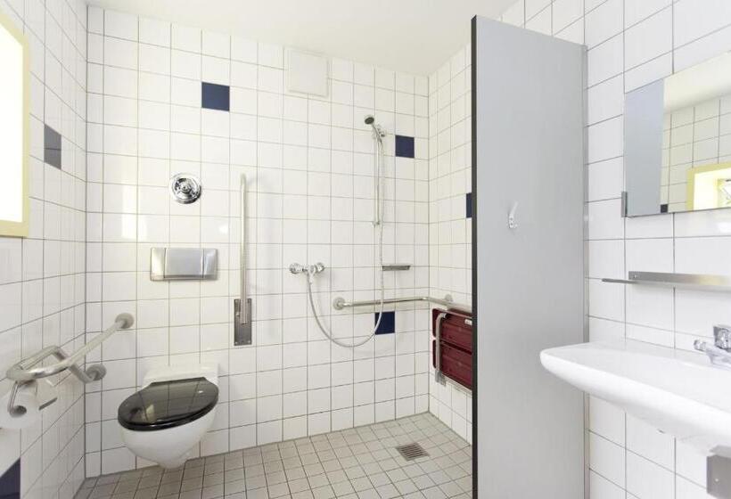 فندق Jugendherberge Aachen