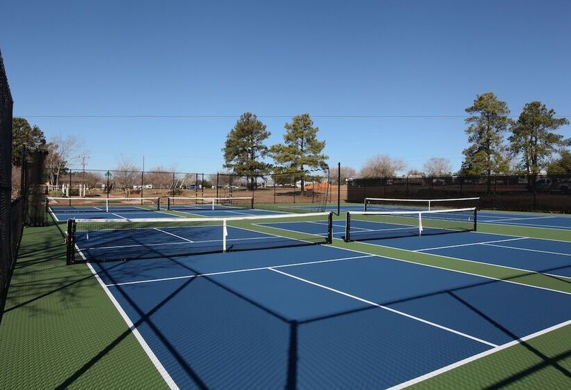 فندق Lake Conroe Rv & Camping Resort