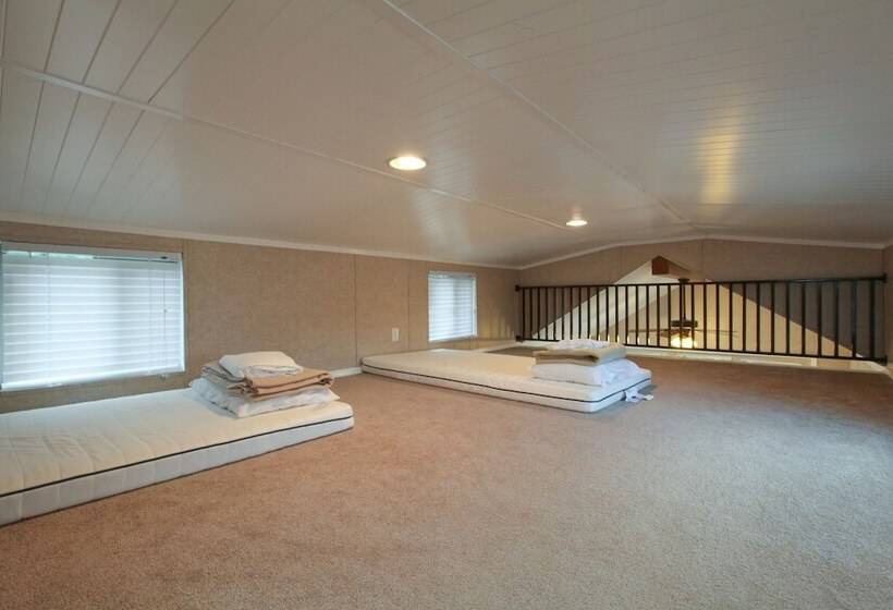 فندق Lake Conroe Rv & Camping Resort