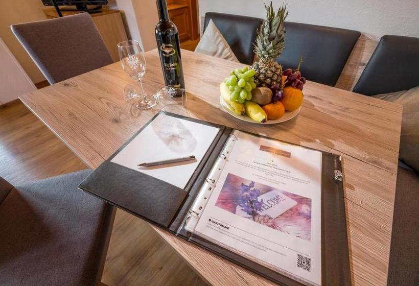 Отель Landhaus Alpbach