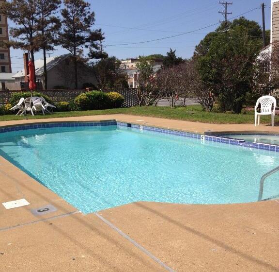 호텔 Macthrift Motor Inn