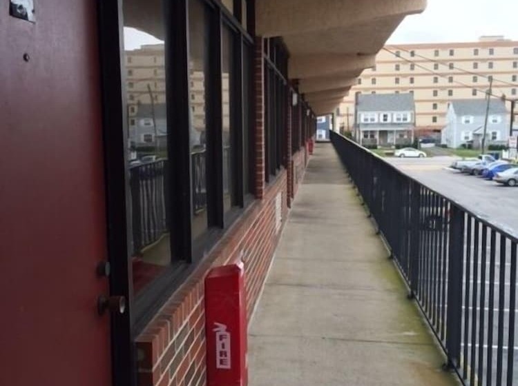 호텔 Macthrift Motor Inn