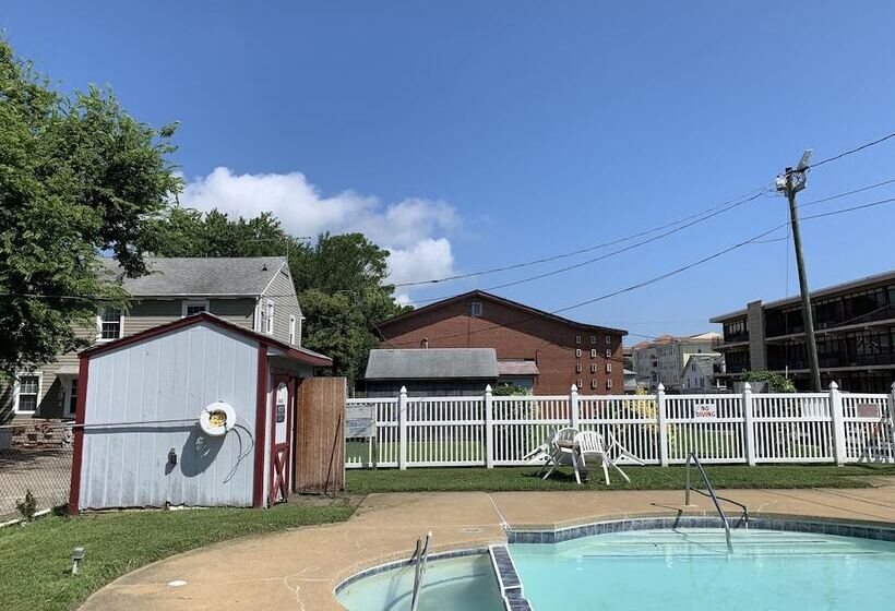 호텔 Macthrift Motor Inn