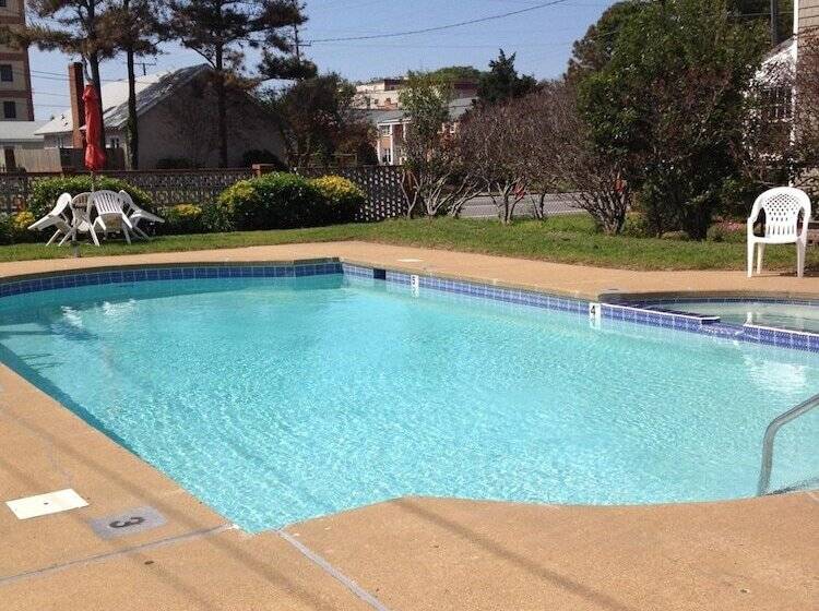 호텔 Macthrift Motor Inn