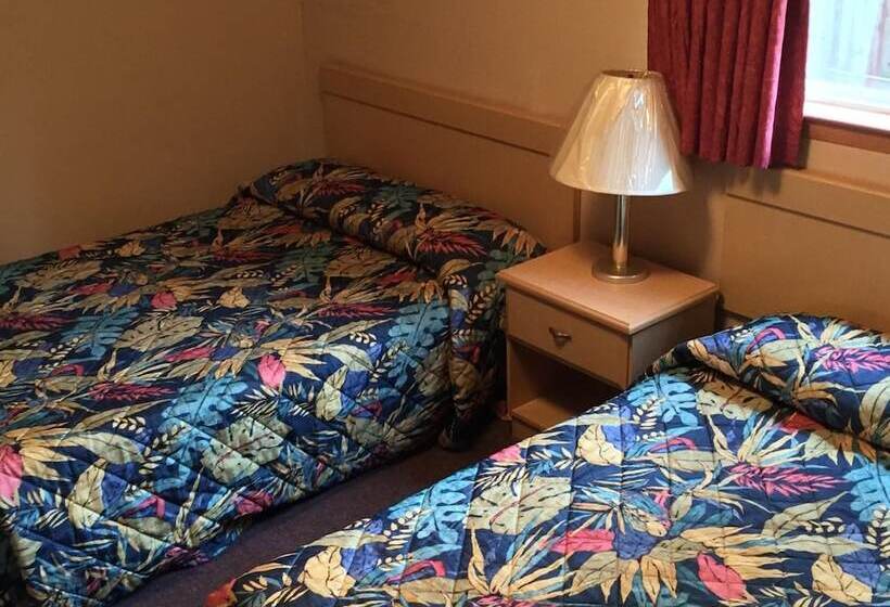 호텔 Macthrift Motor Inn