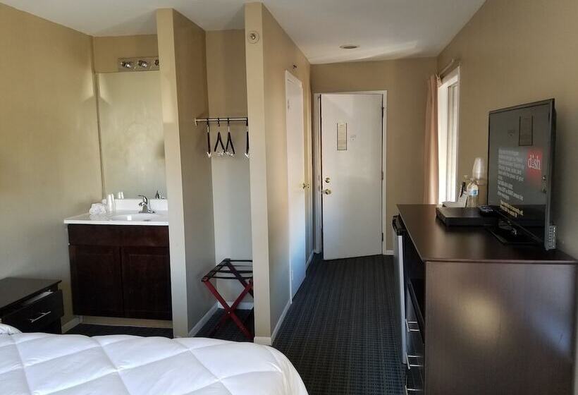 فندق Mainstay Inn