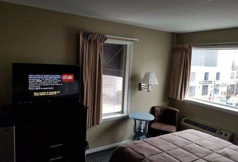 فندق Mainstay Inn