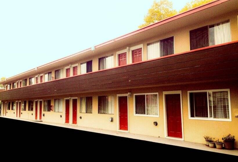 ホテル Marina Inn Berkeley