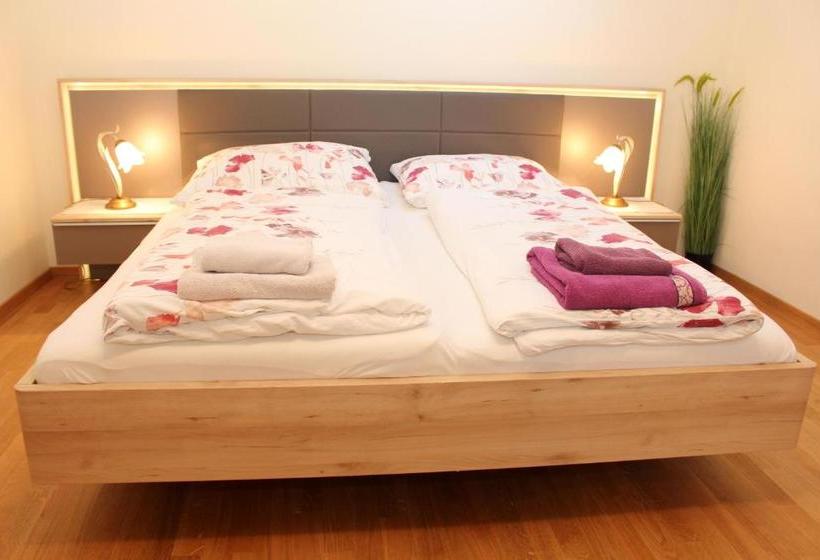 Отель Martinihof Bad Tatzmannsdorf