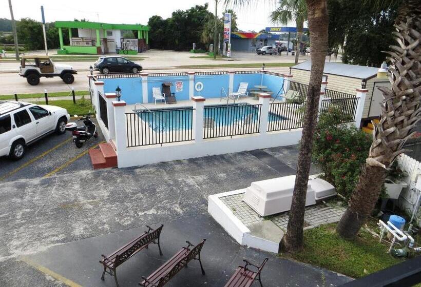 فندق Merida Inn And Suites