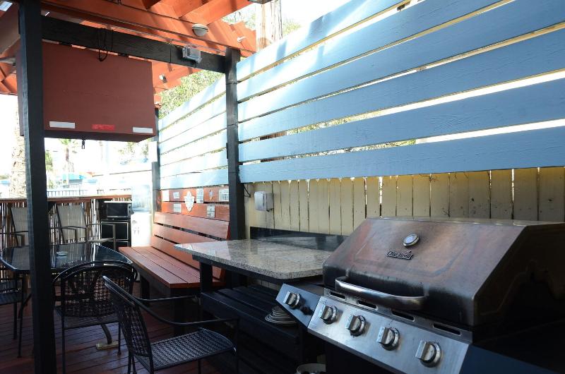 فندق Merida Inn And Suites