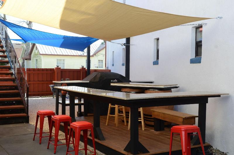 فندق Merida Inn And Suites