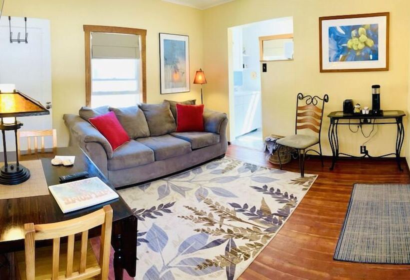 فندق Mile High Ranch