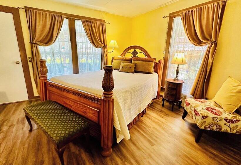 فندق Mile High Ranch