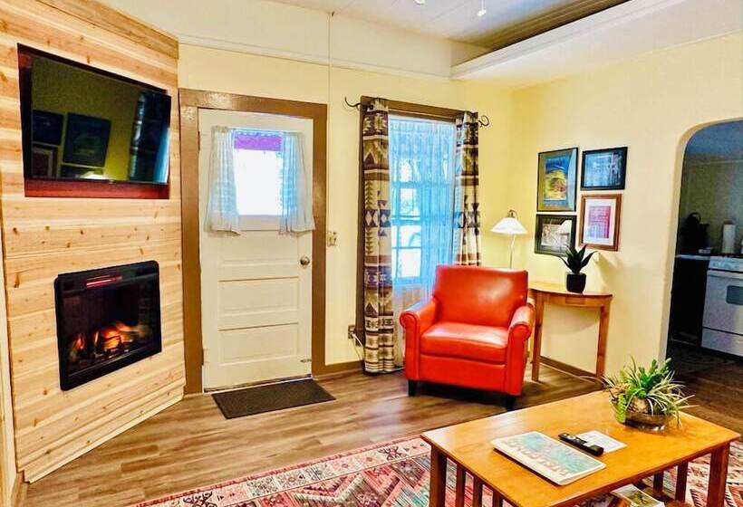 فندق Mile High Ranch