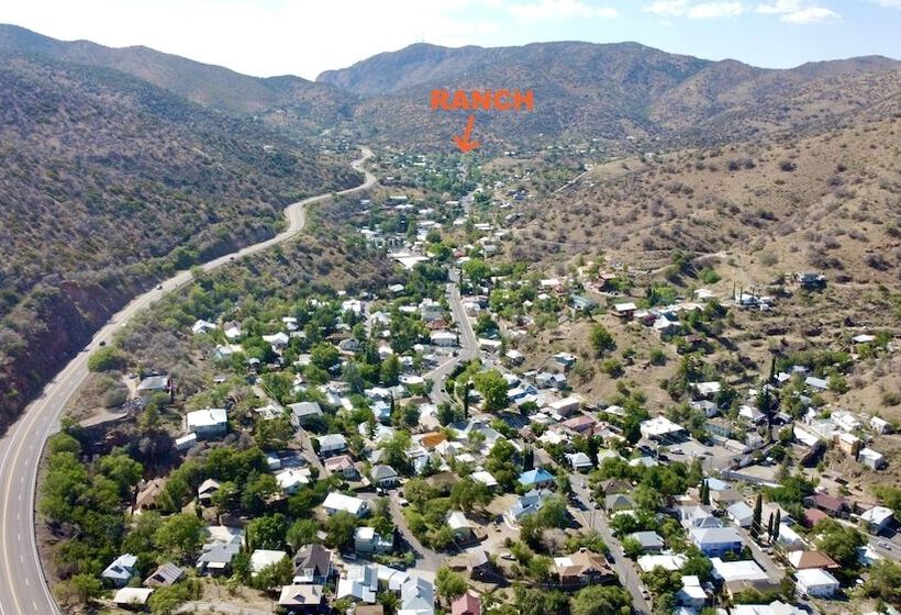 فندق Mile High Ranch