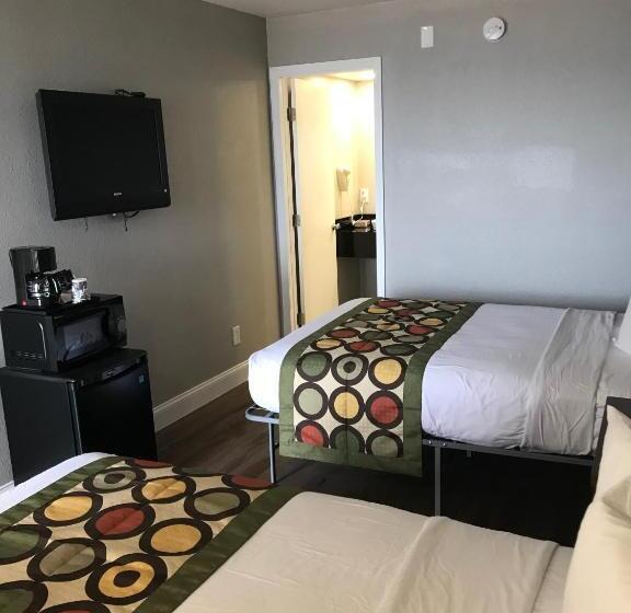 Отель Ocean's 24