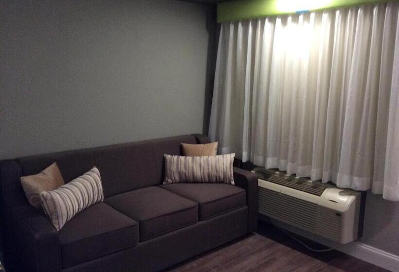 Отель Ocean's 24