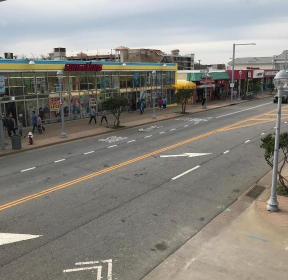 Отель Ocean's 24