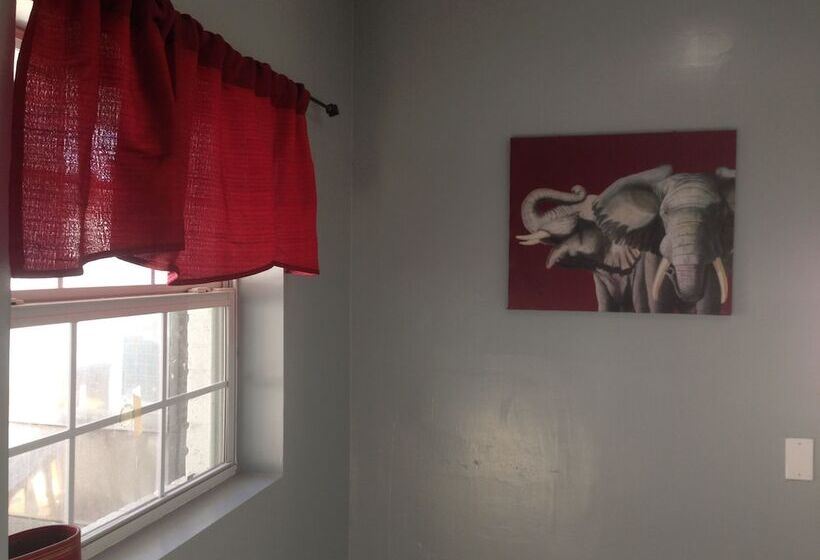 호텔 Ole English Inn