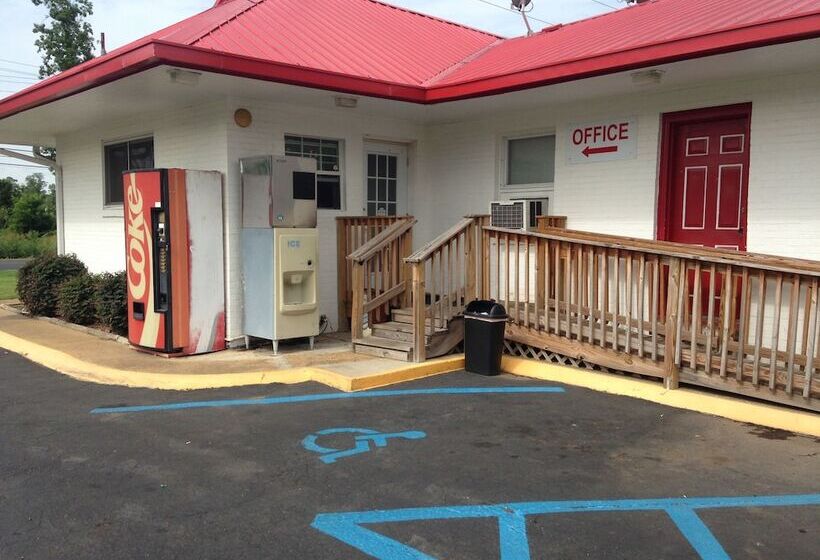 호텔 Ole English Inn