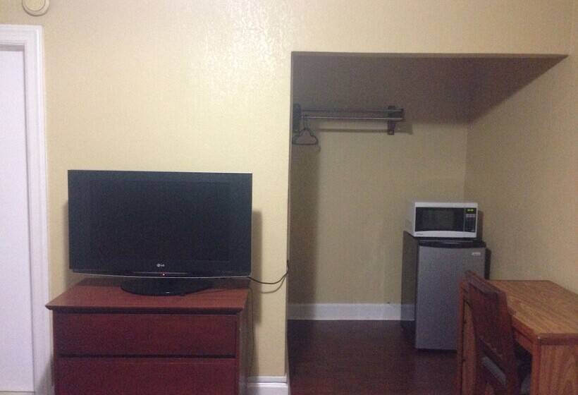 호텔 Ole English Inn