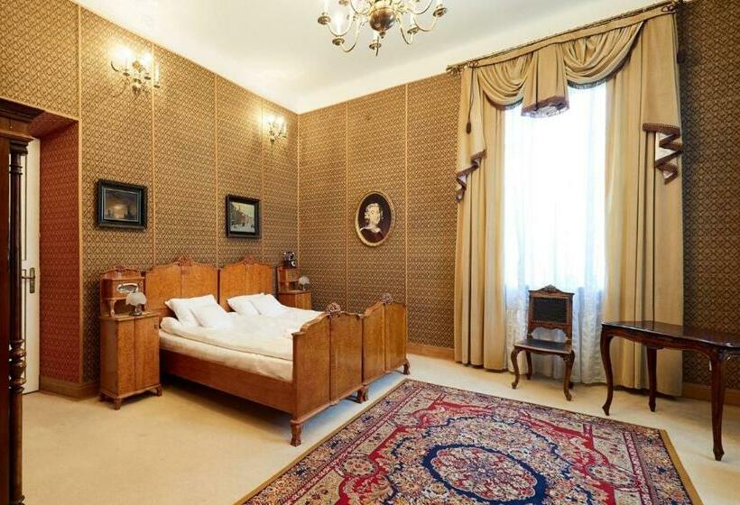 فندق Palac Sieniawa