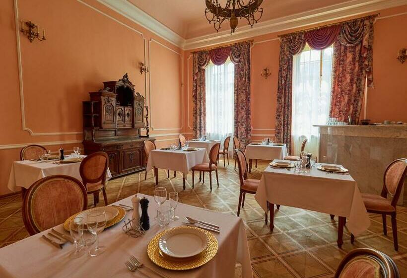 فندق Palac Sieniawa