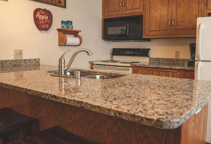 فندق Pheasant Park Resort