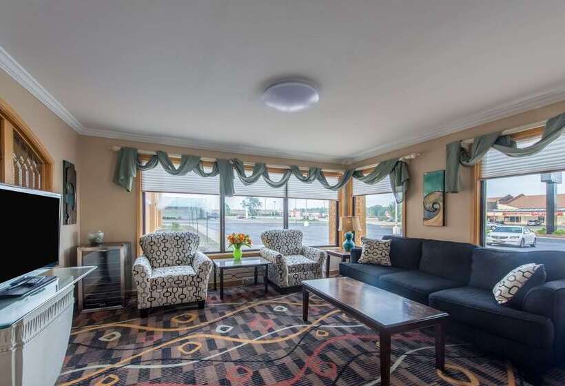 فندق Quality Inn & Suites University Area