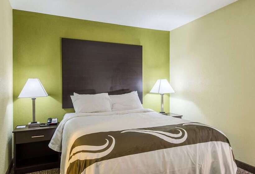 Отель Quality Inn & Suites University Area