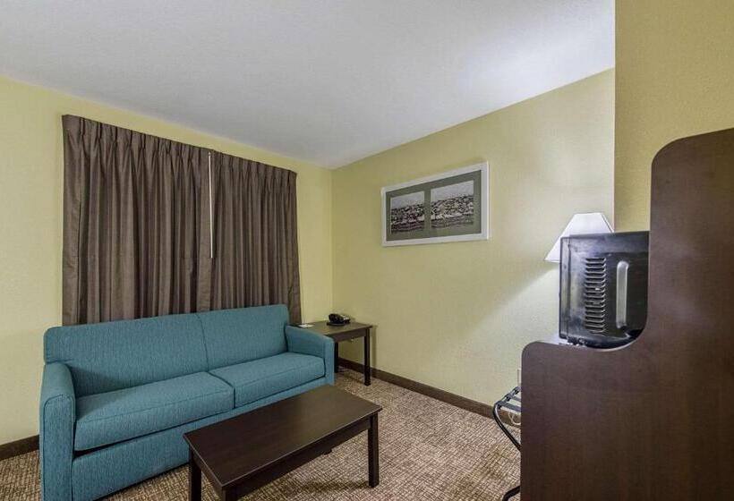 Отель Quality Inn & Suites University Area