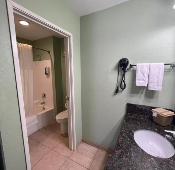 ホテル Rancho California Inn Temecula