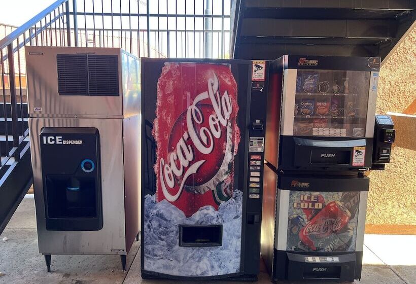 ホテル Rancho California Inn Temecula