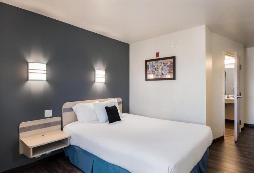 בית מלון כפרי Red Lion Inn & Suites Butte