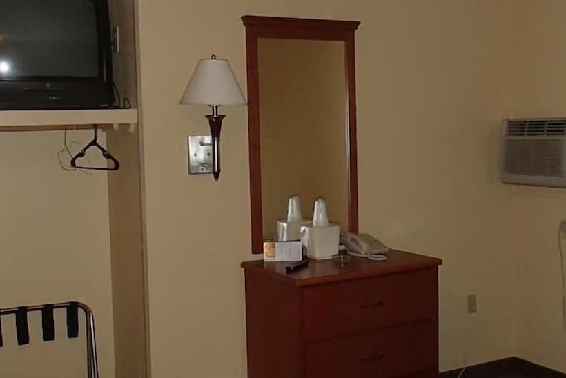 فندق Royal Inn Of New Orleans