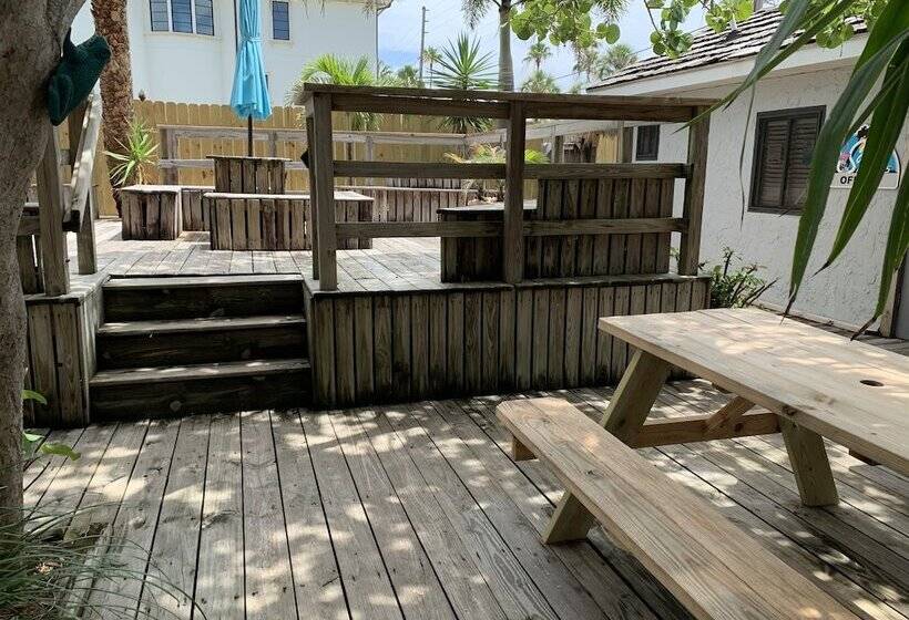 فندق Sabal Palms Inn