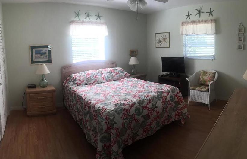 فندق Sea Shells Condominiums