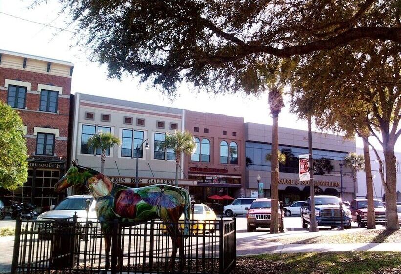 فندق Shamrock Cove Inn