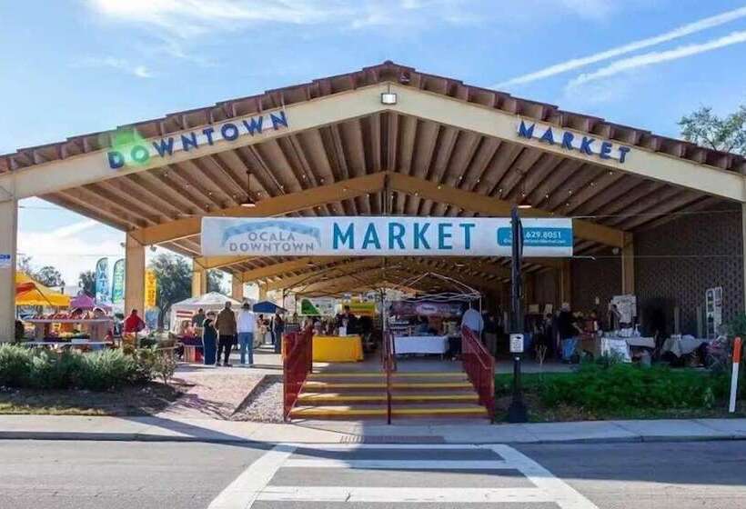 فندق Shamrock Cove Inn