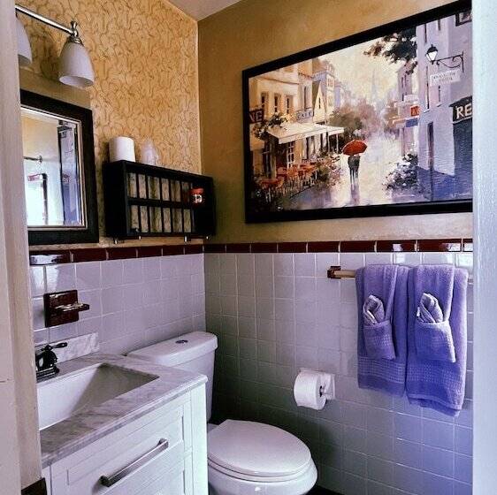 فندق Shamrock Cove Inn