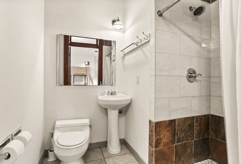 فندق Site 61 Hostel