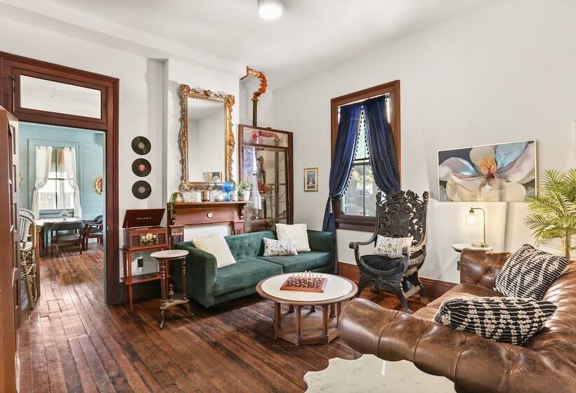 فندق Site 61 Hostel