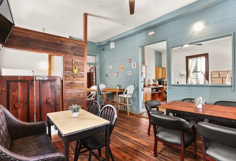 فندق Site 61 Hostel